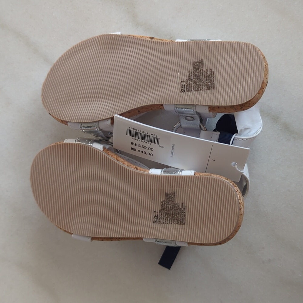 NWT Janie and Jack White and Silver Sandals - Picture 4 of 5